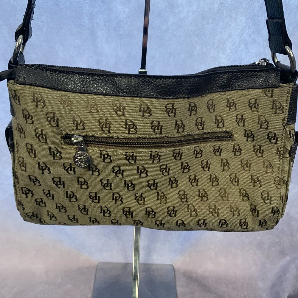 Dooney & Bourke Signature Canvas Shoulder Bag in Like New Condition!!! - Picture 7 of 13